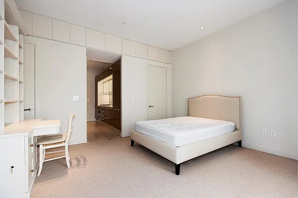 Rented by Douglas Elliman | media 39