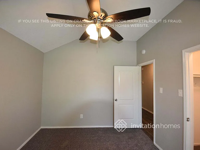 1517 Autumn Breeze Ln — Photo 16