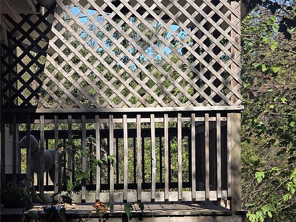 4th image of 13947 Holloway Rd