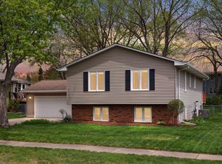 2721 Chisholm Ave, North Saint Paul, MN 55109