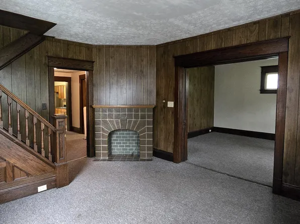 217 Wales Rd NE #A, Massillon, OH 44646