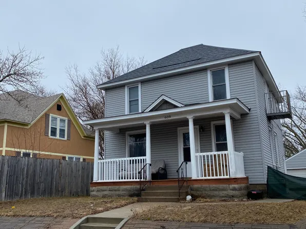 609 1/2 McDonough St, Eau Claire, WI 54703