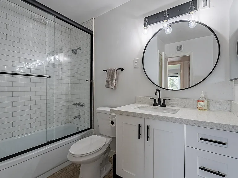 8710 E Monte Vista Rd — Photo 3