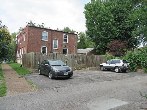 2nd image of 4544 Cleveland Ave #1