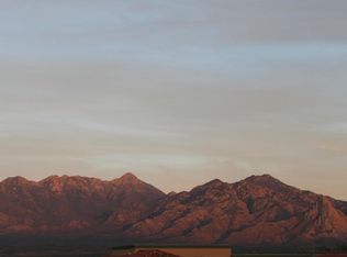 4925 S Meadow Ridge Dr, Green Valley, AZ 85622