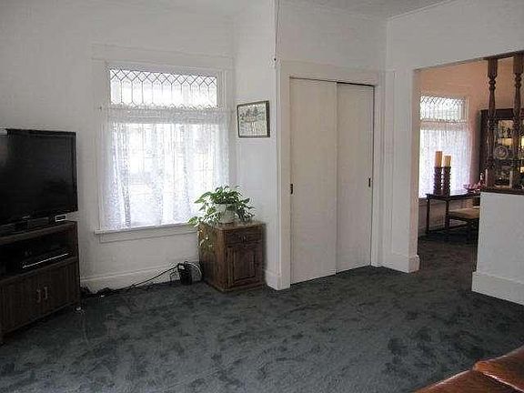 5th image of 138 N German St