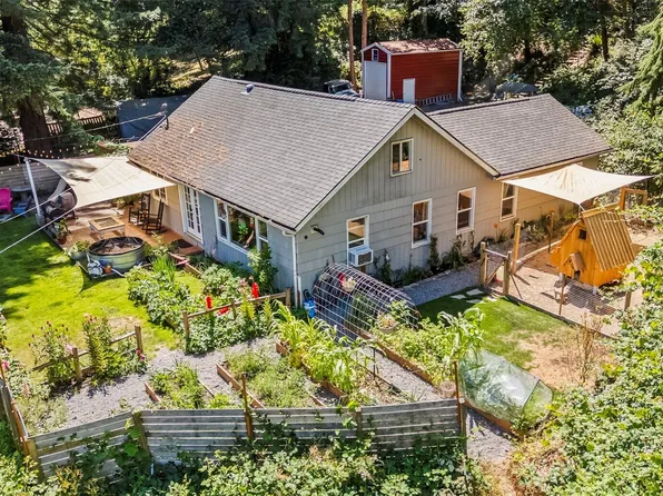 4229 Robinson Road NE, Bremerton, WA 98310