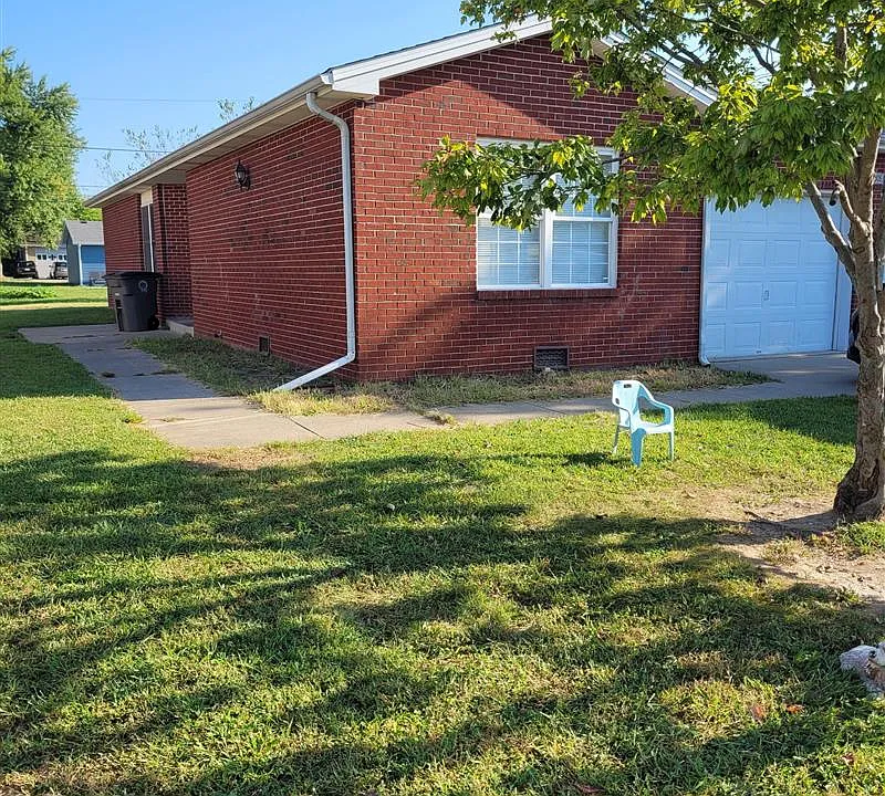 803 Emma Dr