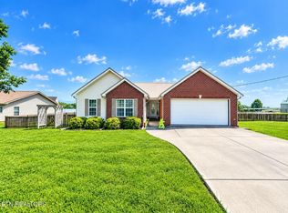 333 NE Morie Rd, Dandridge, TN 37725