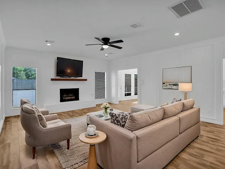 12411 Exbury Ct — Photo 10