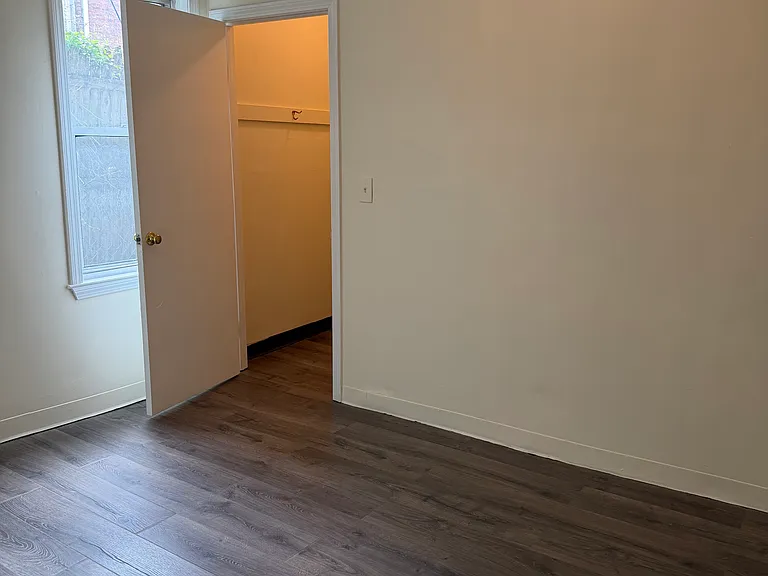 347 Bridge St #1 — Photo 4
