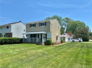 37420 Lake Shore Blvd, Eastlake, OH