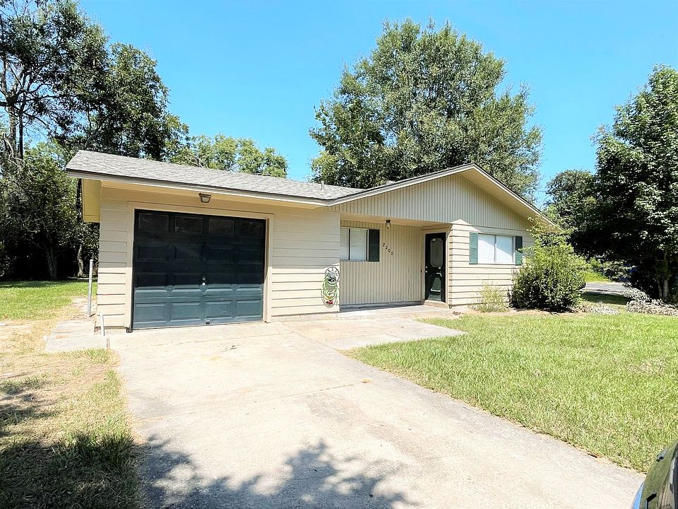 1st image of 2200 Monterrey Dr