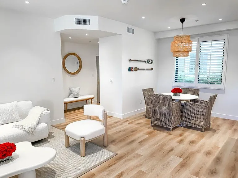 1744 Butler Ave #205 — Photo 4