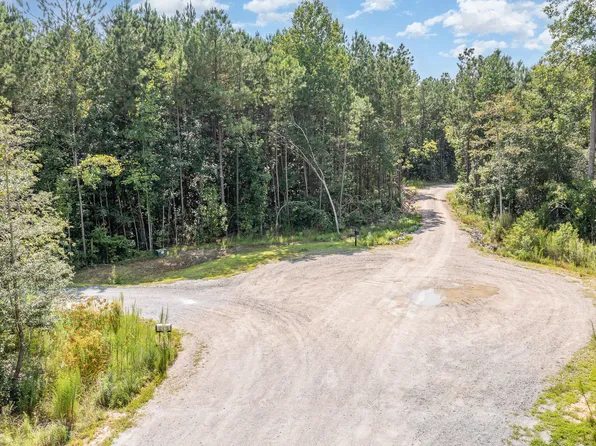 255 Hazelton Farms Ln #14, Cameron, NC 28326