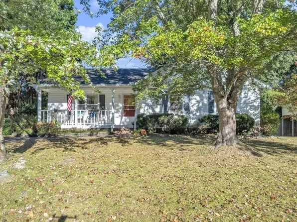 405 Oakcreek Dr, Easley, SC 29642