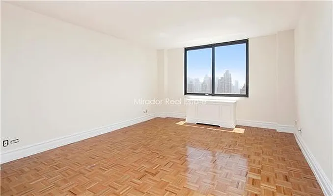 Rented by Mirador Real Estate | media 1