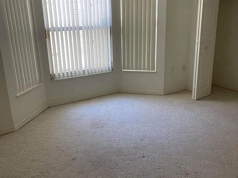 729 Kenwood Cir — Photo 6