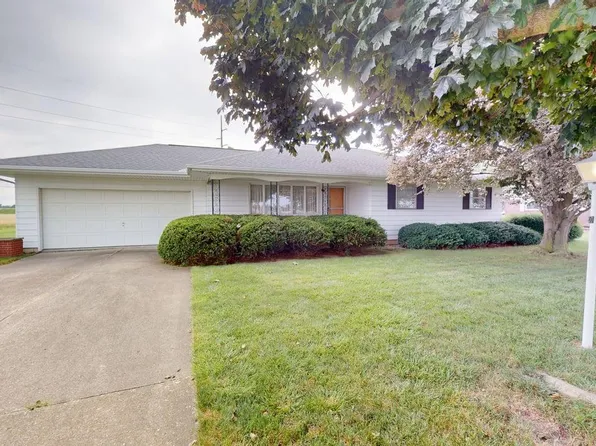 1615 Fangboner Rd, Fremont, OH 43420