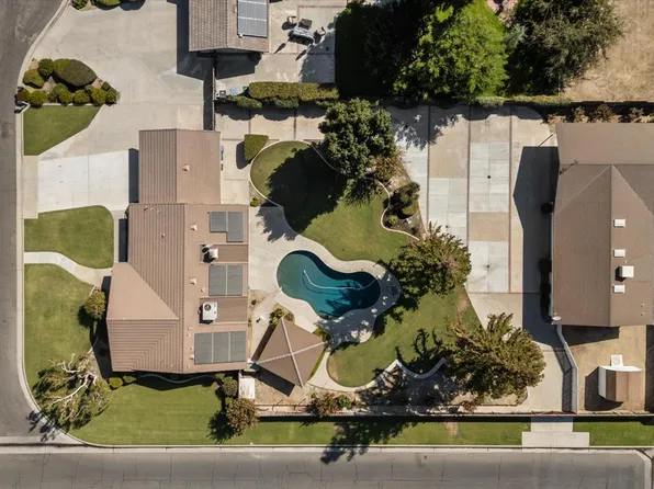 1519 Old Stage St, Bakersfield, CA 93312