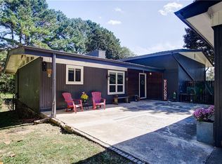 211 Ivey Dr NW, Calhoun, GA 30701