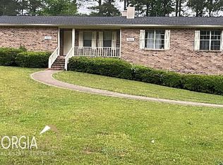 5860 Sheldon Ct, Atlanta, GA 30349