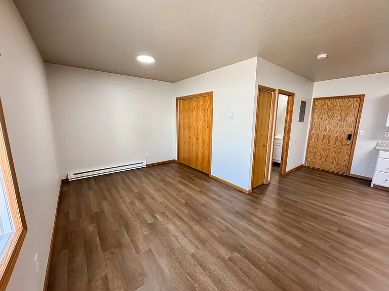 117 W Main St — Photo 35