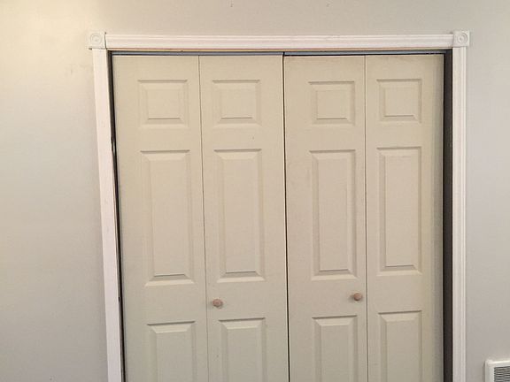 4th image of 1232 Swann St