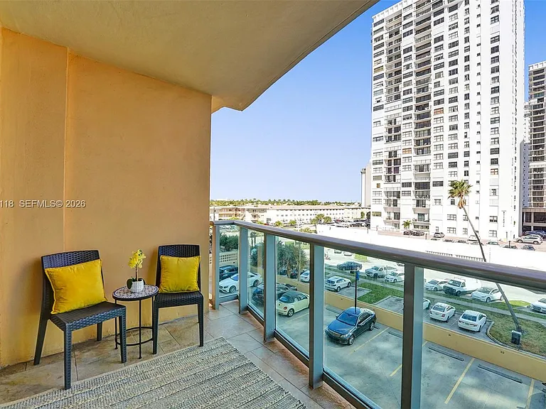 2501 S Ocean Dr #401 — Photo 3