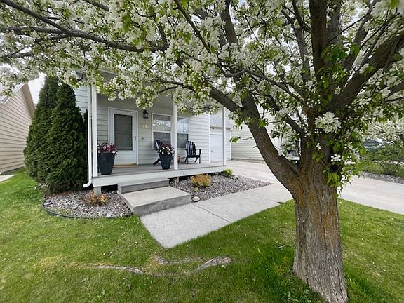 2nd image of 1610 Schilling St
