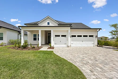 351 Sawgrass Dr Photo 1
