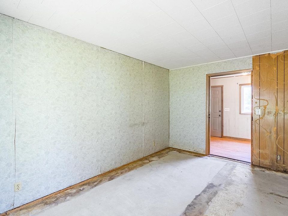 19th image of 5161 REDDIN ROAD