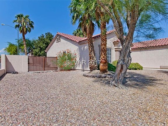 2nd image of 3527 Parada Cir