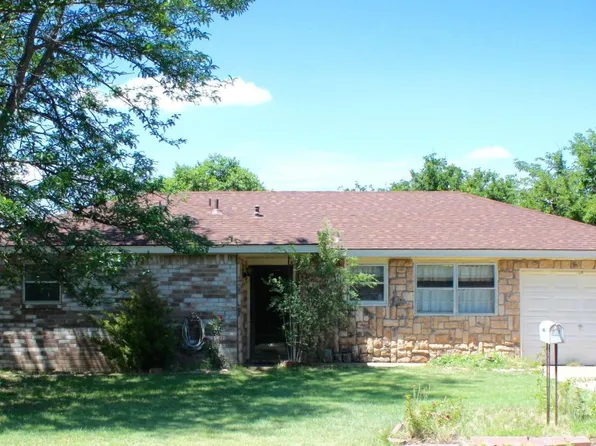 2003 13th Ave, Canyon, TX 79015