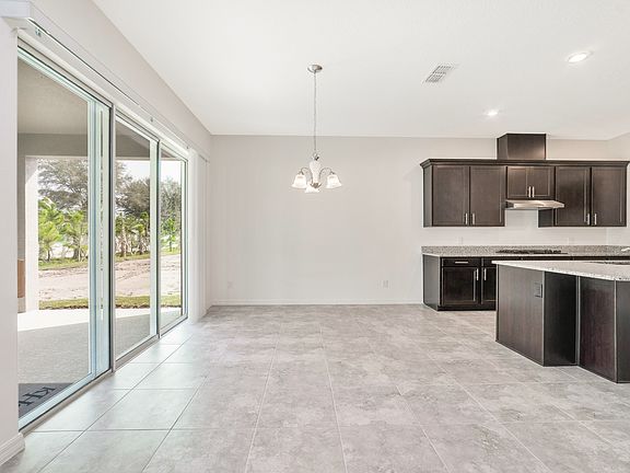 Sliding glass doors open to lanai