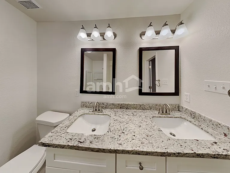 3453 Newgate St — Photo 9