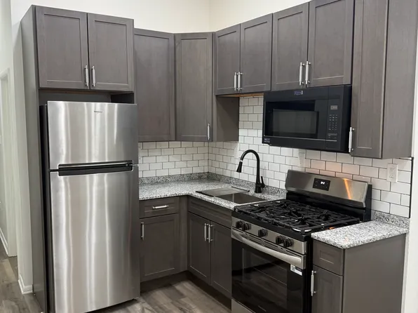 1012 N 3rd St APT 1, Harrisburg, PA 17102