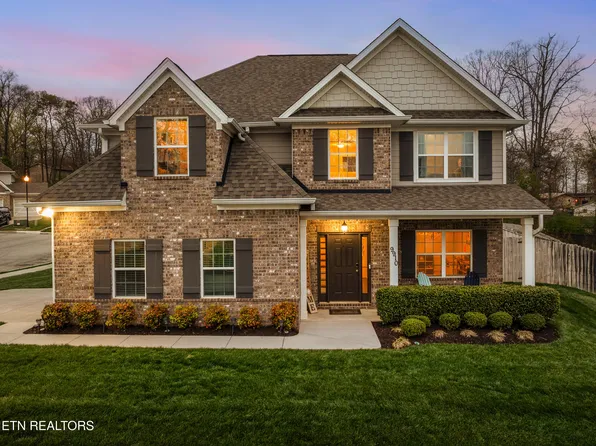9910 Cinnamon Ln, Knoxville, TN 37923