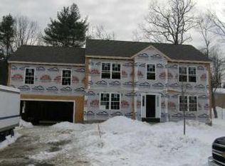 8 Kincaid Ln, Nashua, NH 03062