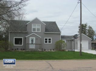 177 State St, Rosholt, WI 54473