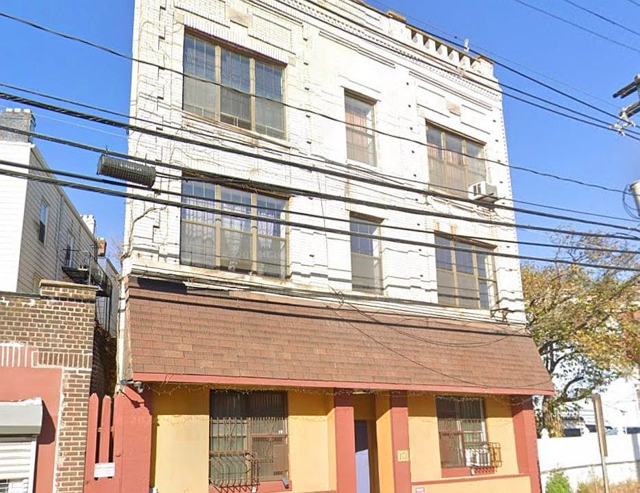 2nd image of 171 Old Bergen Rd APT 202