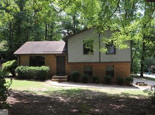 3932 Tanglewood Rd, Snellville, GA 30039