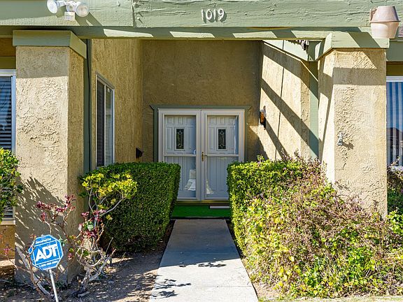 3rd image of 1019 N Norma St