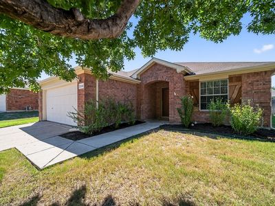 1245 Mountain Peak Dr, Fort Worth, TX, 76109