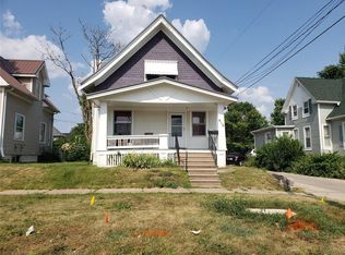 416 15th St NE, Cedar Rapids, IA 52402