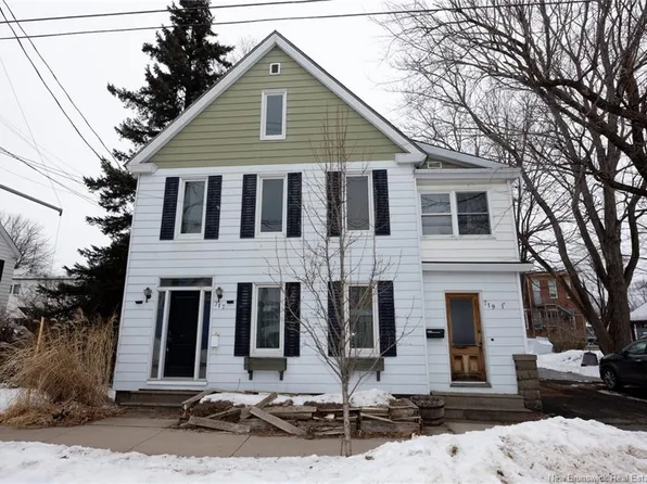 721 Churchill Row #717, Fredericton, NB E3B 1P7