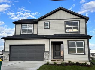 17751 Shady Bend Rd, Gardner, KS 66030