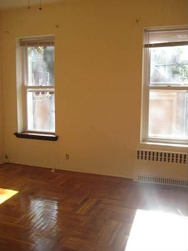 2nd image of 2660 E 24th St APT 1R