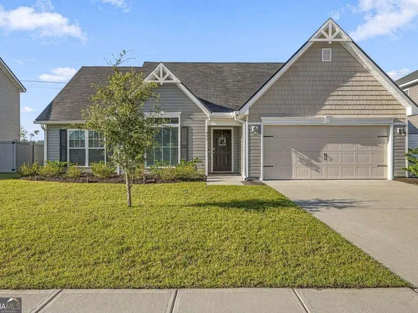 255 Chestnut Dr, Brunswick, GA 31523