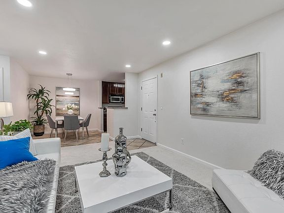 4th image of 1126 Yarwood Ct